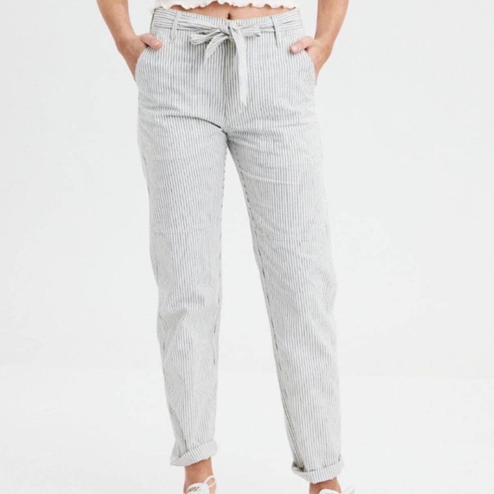 NWOT American Eagle Outfitters Women's White and Blue Trousers
